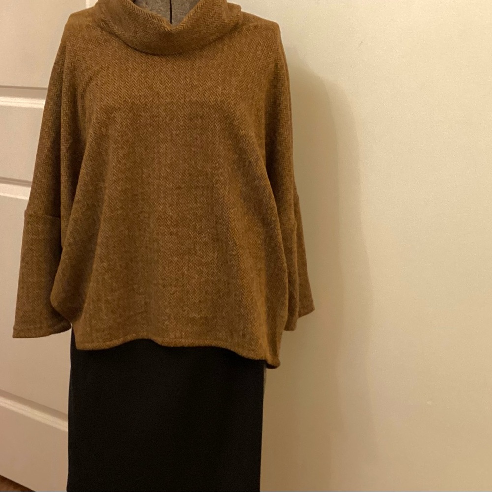 BOHO CHIC RUST/BLACK HERRINGBONE COWL NECK TUNIC SZ M  NWT $123